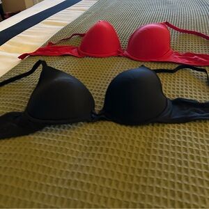 Elegant Black and Red Bras 36B